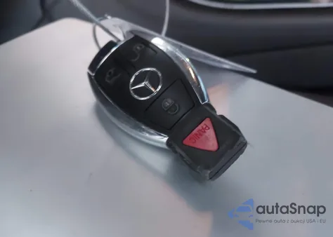 2019 Mercedes-Benz Glc 300 z USA, uszkodzony, nr VIN WDC0G4JB2KV188183